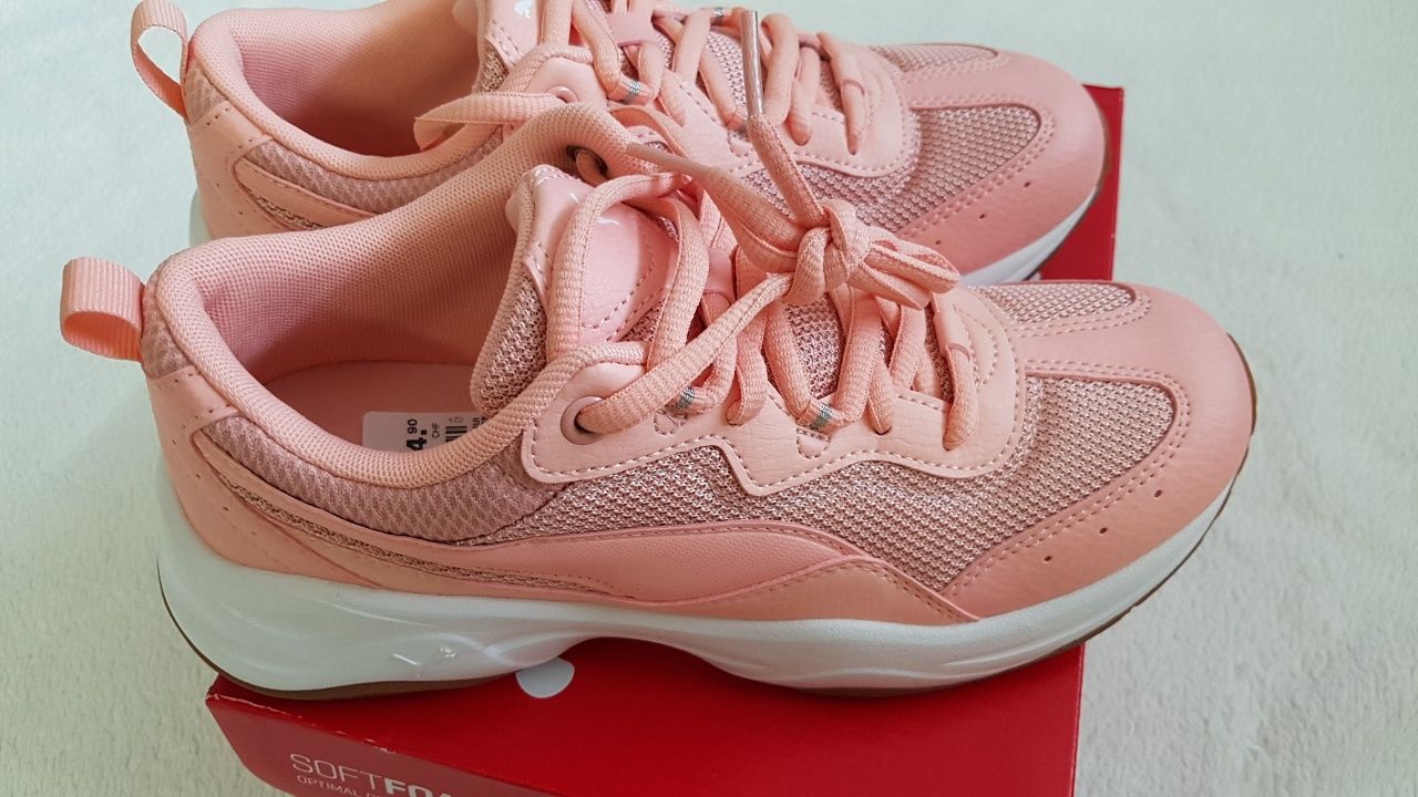 Кроссовки Puma CILIA 37,5р,оригинал.