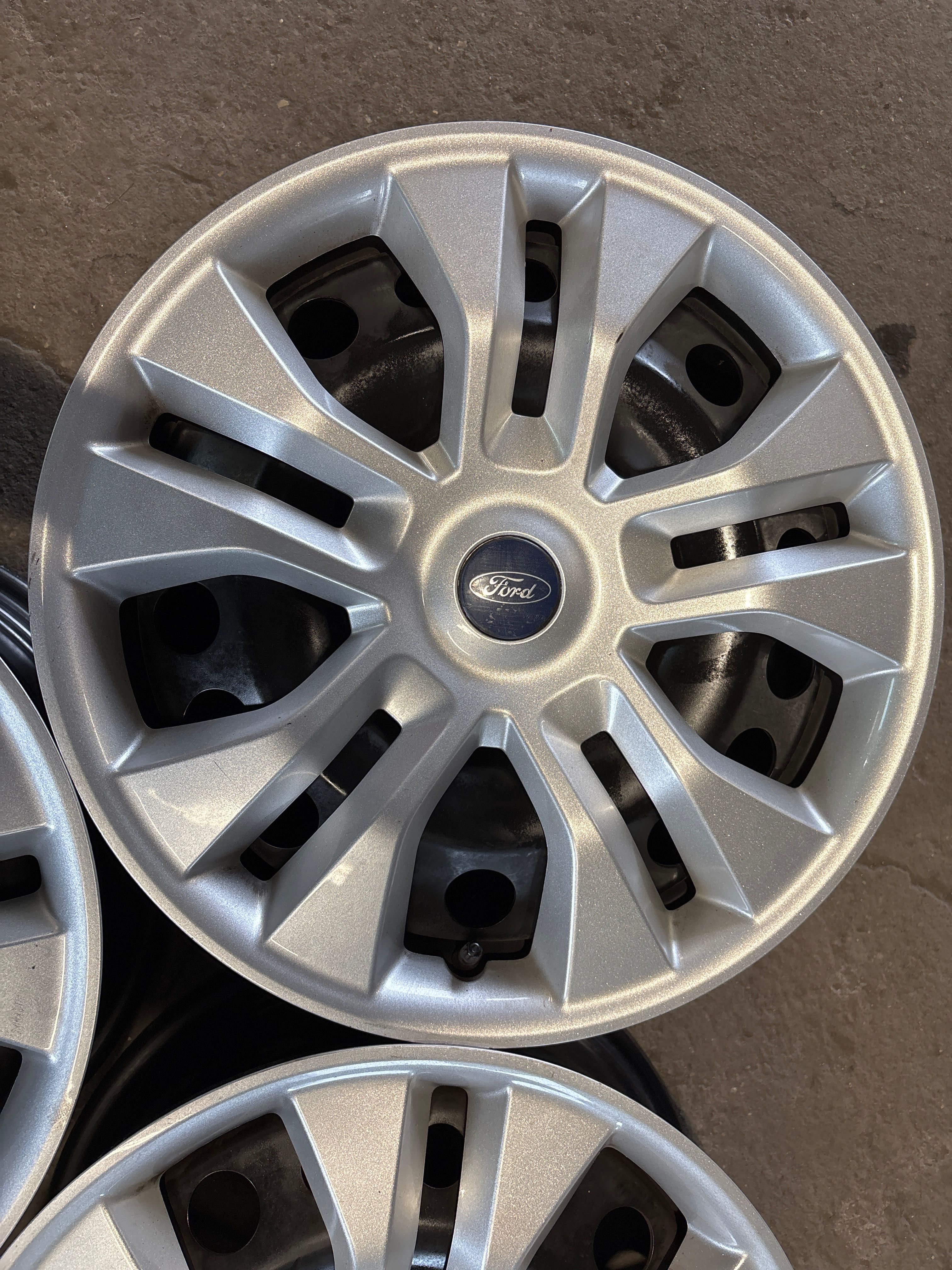 Felgi 17 cali Ford czujniki TPMS Focus Kuga Mondeo Puma S-Max Edge