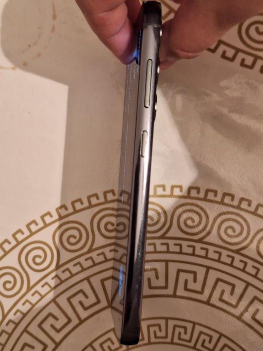 Продам Samsung s23