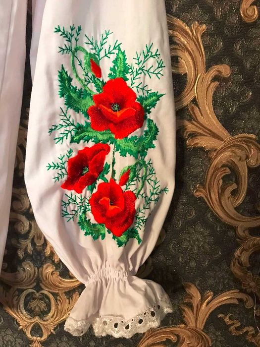 Вишиванка для дівчинки