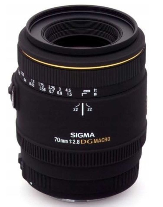 Obiektyw CANON SIGMA AF 70 mm f/2.8 EX DG MACRO do zdjęć portretowych