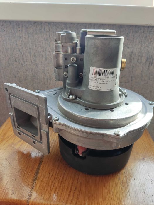 Турбіна в комплекті з газовим клапаном:для газового котла Vaillant