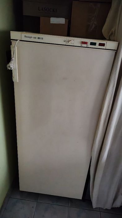 Sprzedam zamrażalke .