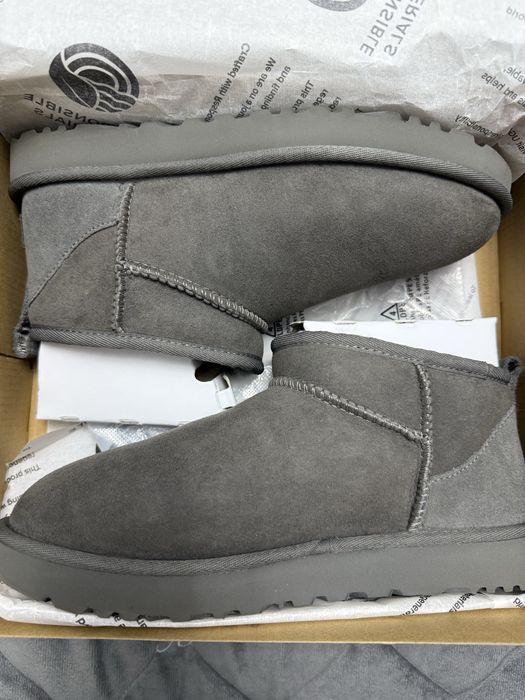 Ugg ultra mini grey