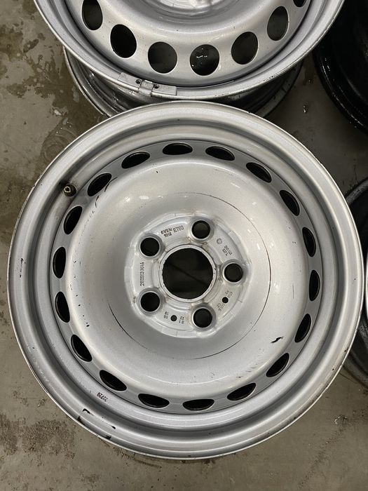 По шт Диски Crafter 2 2017- 7C0 5x120 2N0601027L ET60 R16 з Європи