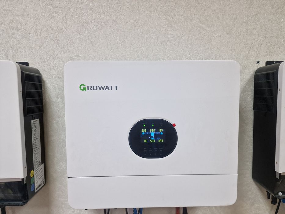 Growatt SPF 6000 ES Plus Гібридний інвертор 6кВт