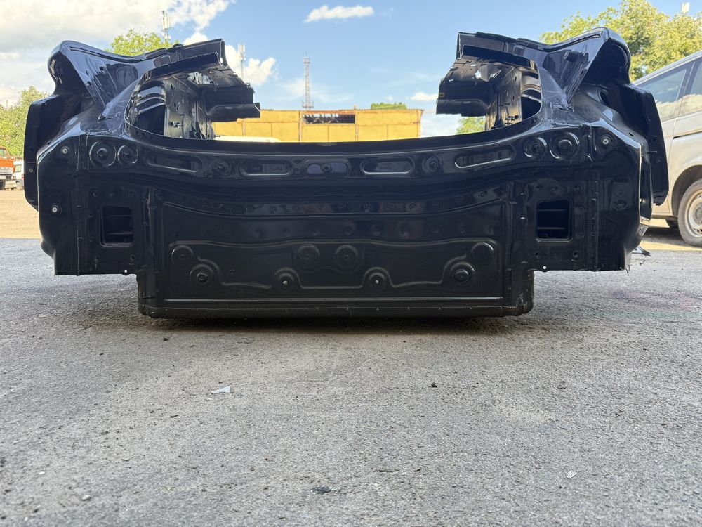Задня панель, ванна Audi E-tron GT, Porsche Taycan