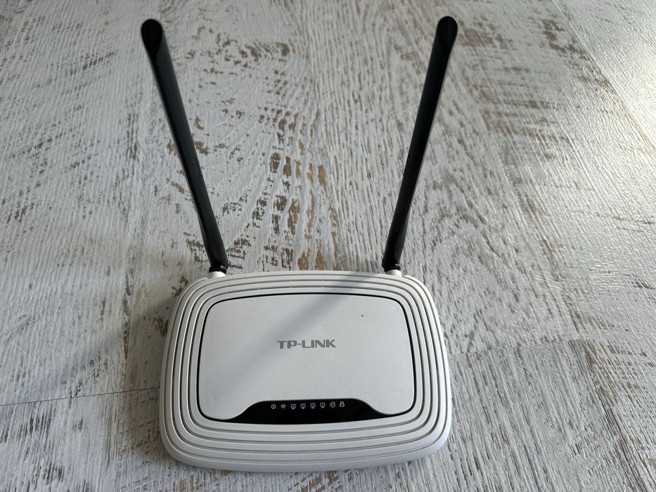 Router TP-LINK TL-WR841N