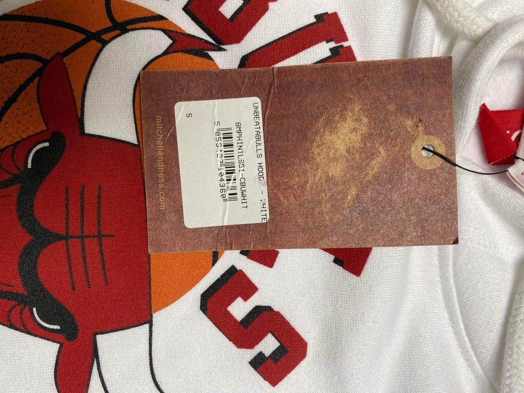 Bluza z kapturem hoodie Mitchell & Ness Chicago Bulls Unbeatabulls r.S