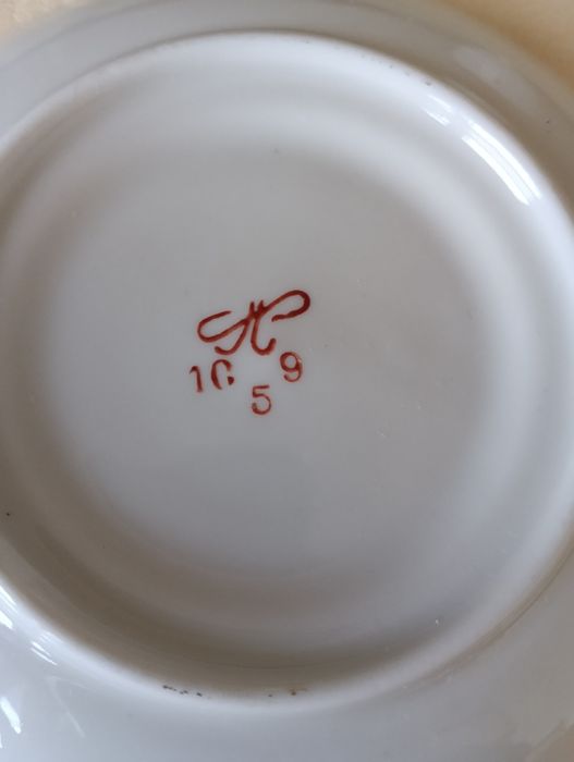 Тарелки,миски,блюдца,сервиз,распродажа