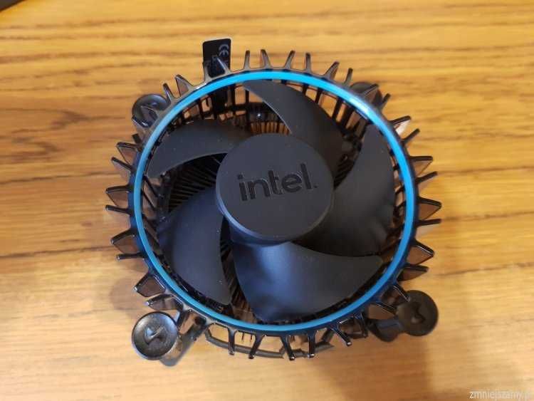 Chłodzenie Intel Box LGA 1700