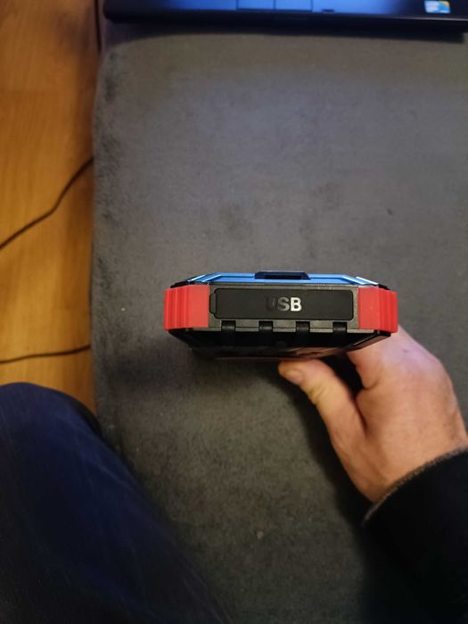 Power Bank 906511. panel solarny 31200mAh ładowarka indukcyjna 4 kable