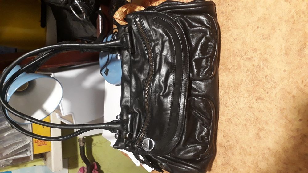 Сумка ручная кожа Mimco