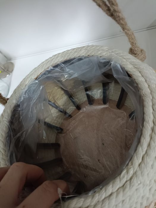 Doniczka wisząca kwietnik