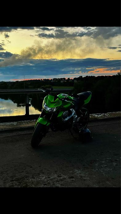 kawasaki z750 (виіхав за кордон)