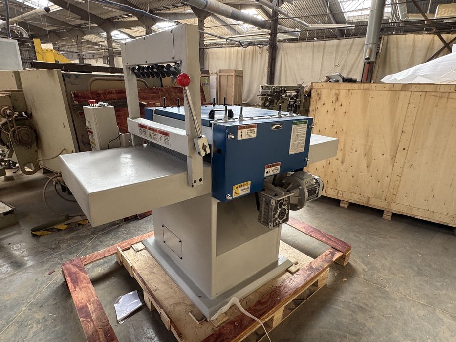 Wielopiła jednowałowa obrzynarka do desek oflisu tartaczna 600/40 mm