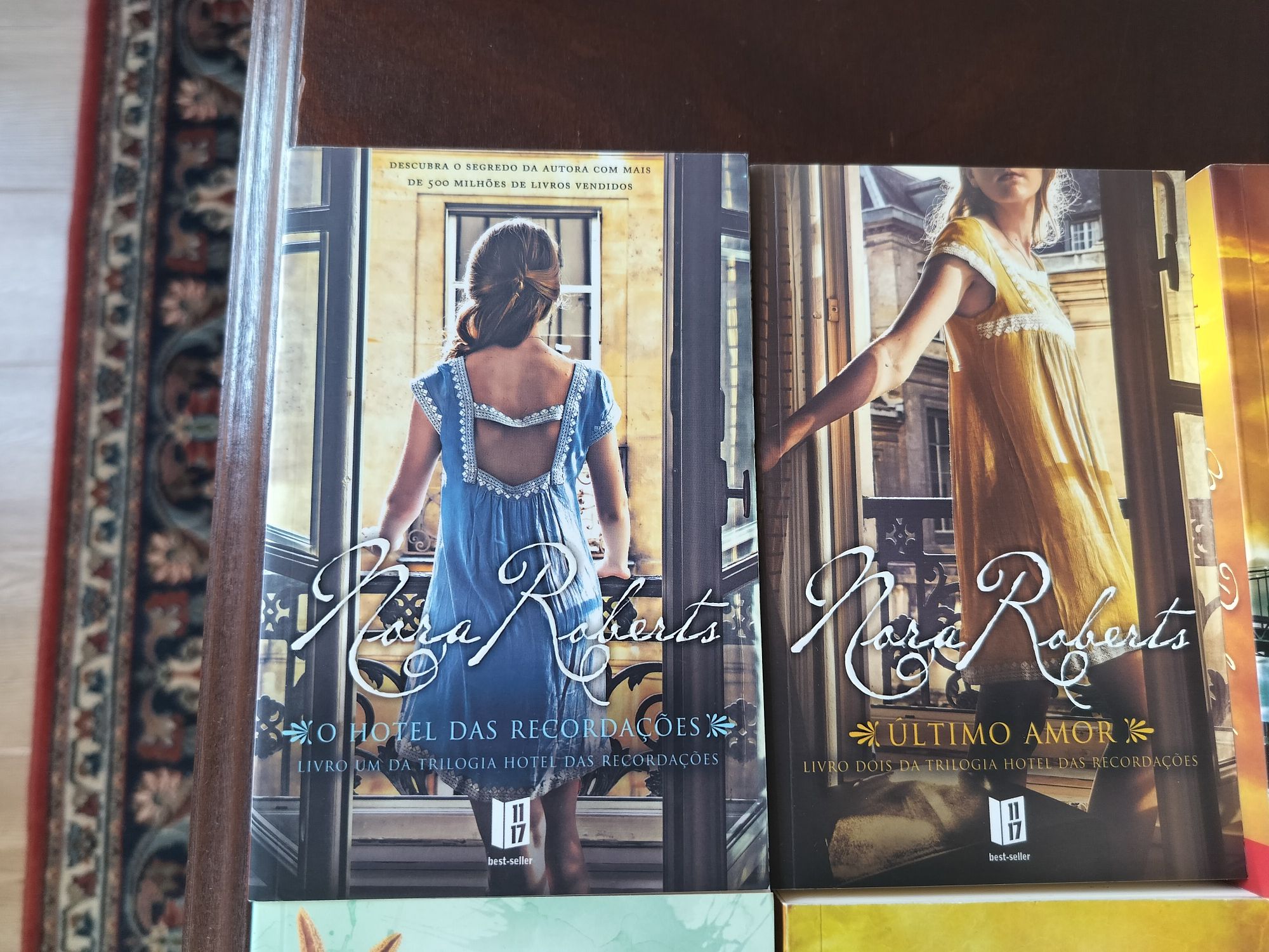 Vendo Livros de Bolso Nora Roberts