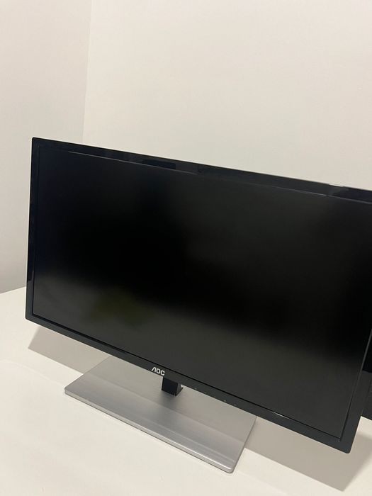 AOC U2879VF 28” 4K UHD - Como Novo , Sem Caixa