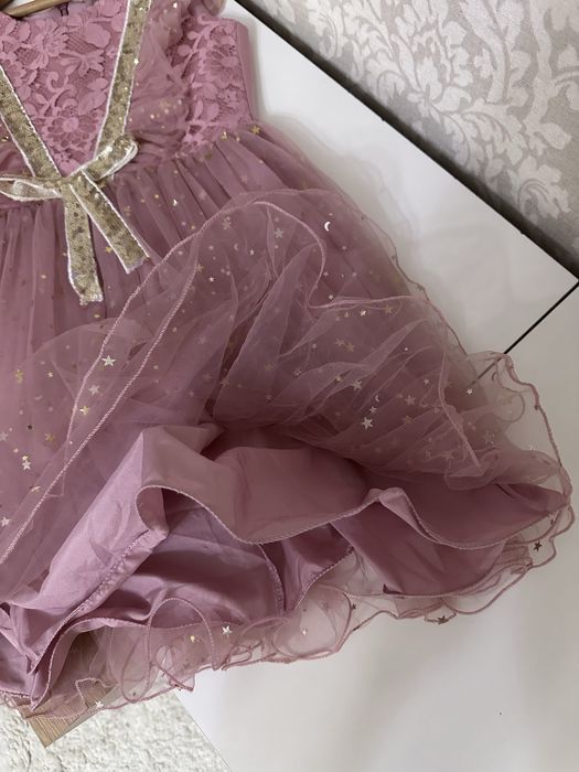 Розкішна святкові сукня розмір 5-6 років 116  см нові