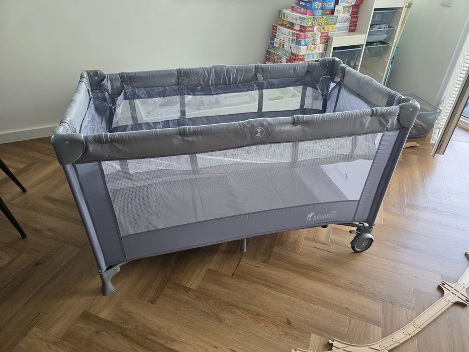 Łóżeczko turystyczne skladane