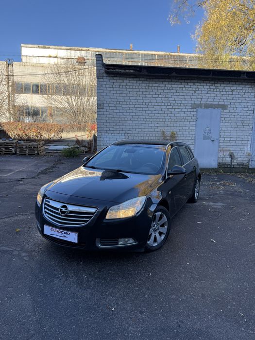 Opel INSIGNIA 2.0crdi automatick  без пробігу в UA