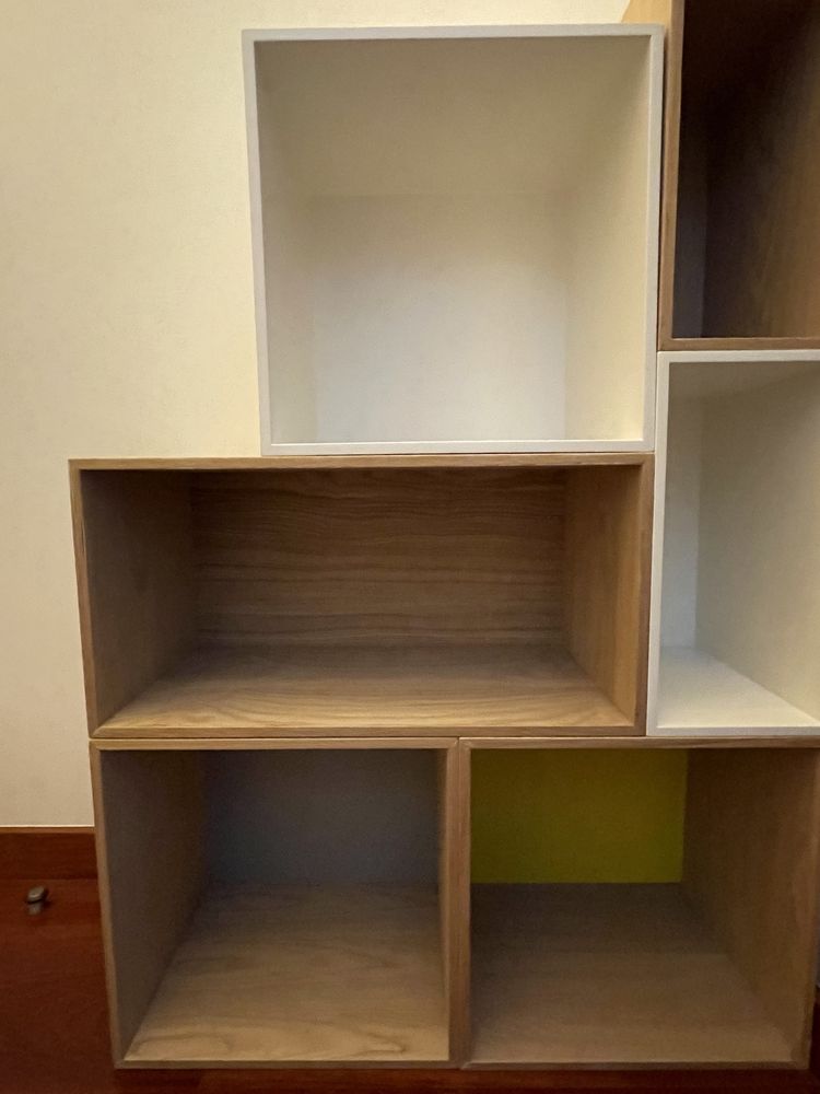 Muuto Stacked Estantes