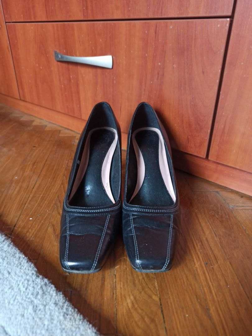 Чёрные лодочки кожаные, классические туфли