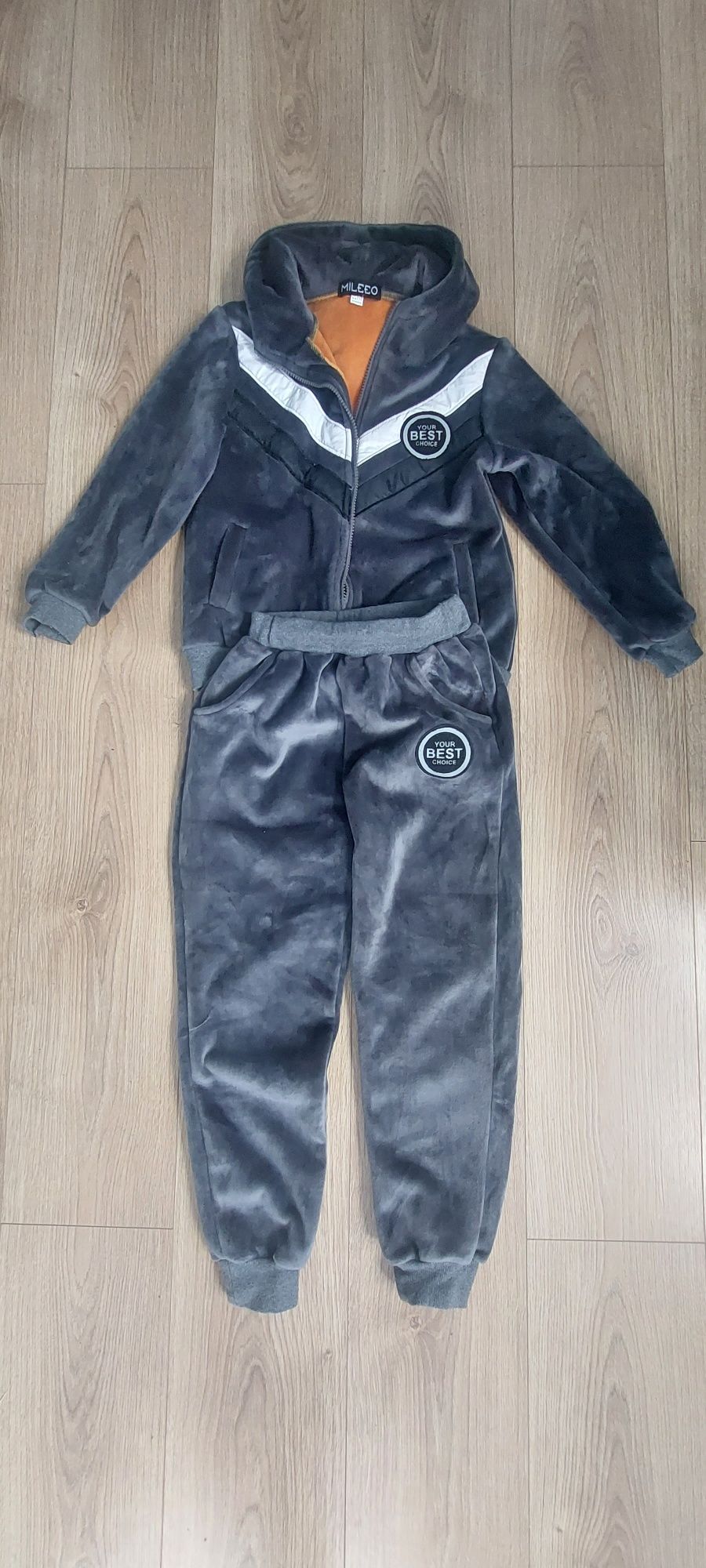 Dres zimowy 130/140 nowy