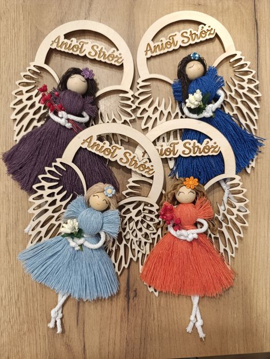 Kolorowe anioły stróże na dzień mamy babci zawieszki makrama