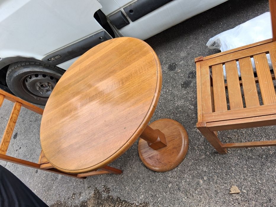Mesa e duas cadeiras madeira