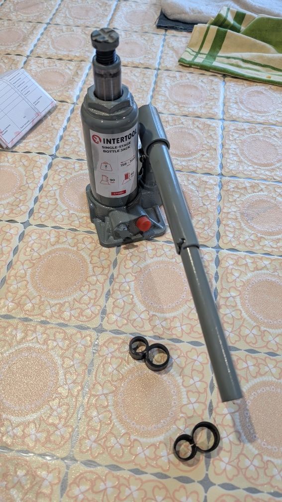 Домкрат гідравлічний 2т Intertool
