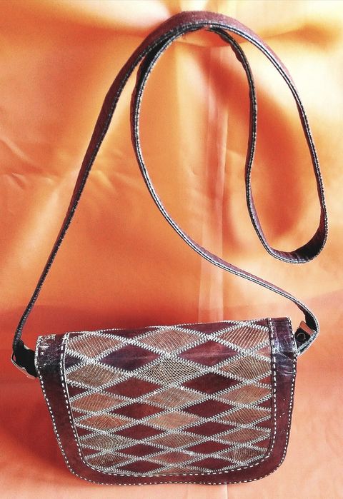 Женская сумочка из кожи