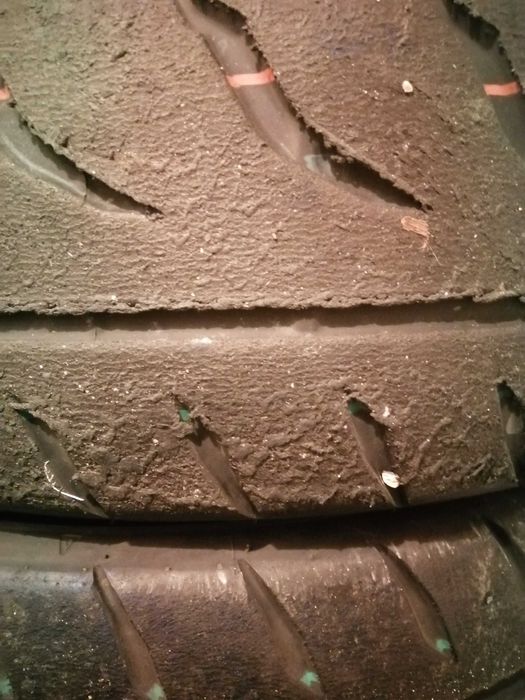 Pneus Toyo R8R  205/60r13