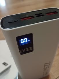 POWERBANK 20000mah/ 22,5w- Fast Charge/ Biały/ Czarny+kabelUSB-C, 30cm