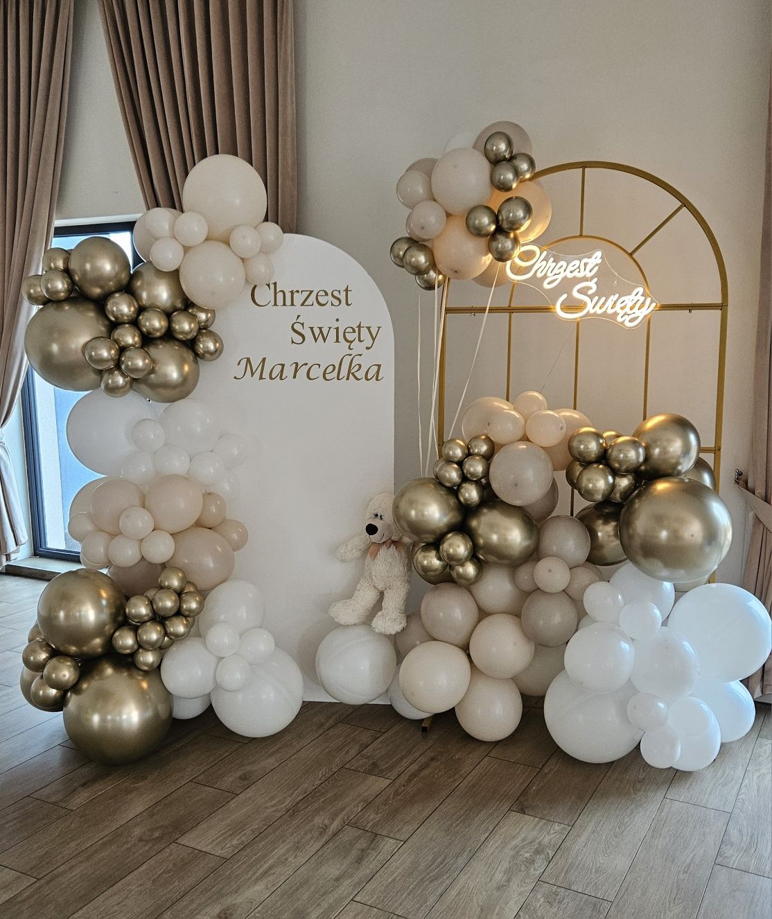 Dekoracja ścianka balony