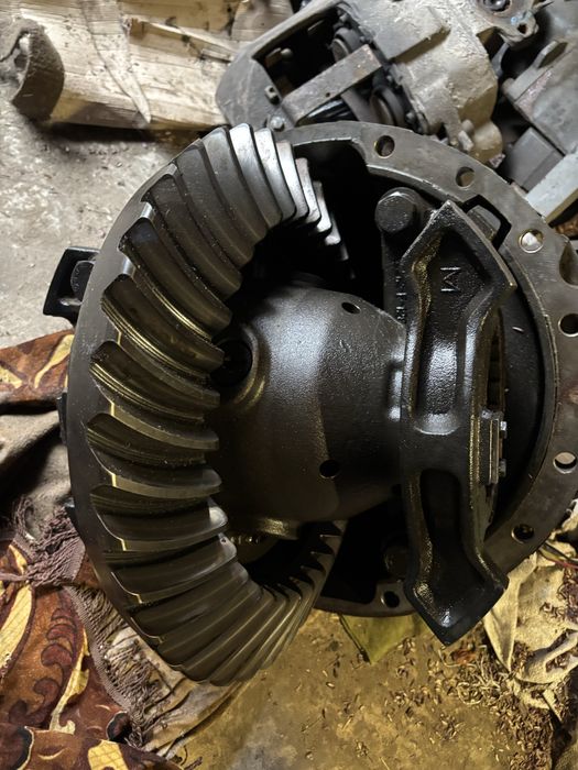 Продам редуктор на volvo fh 13