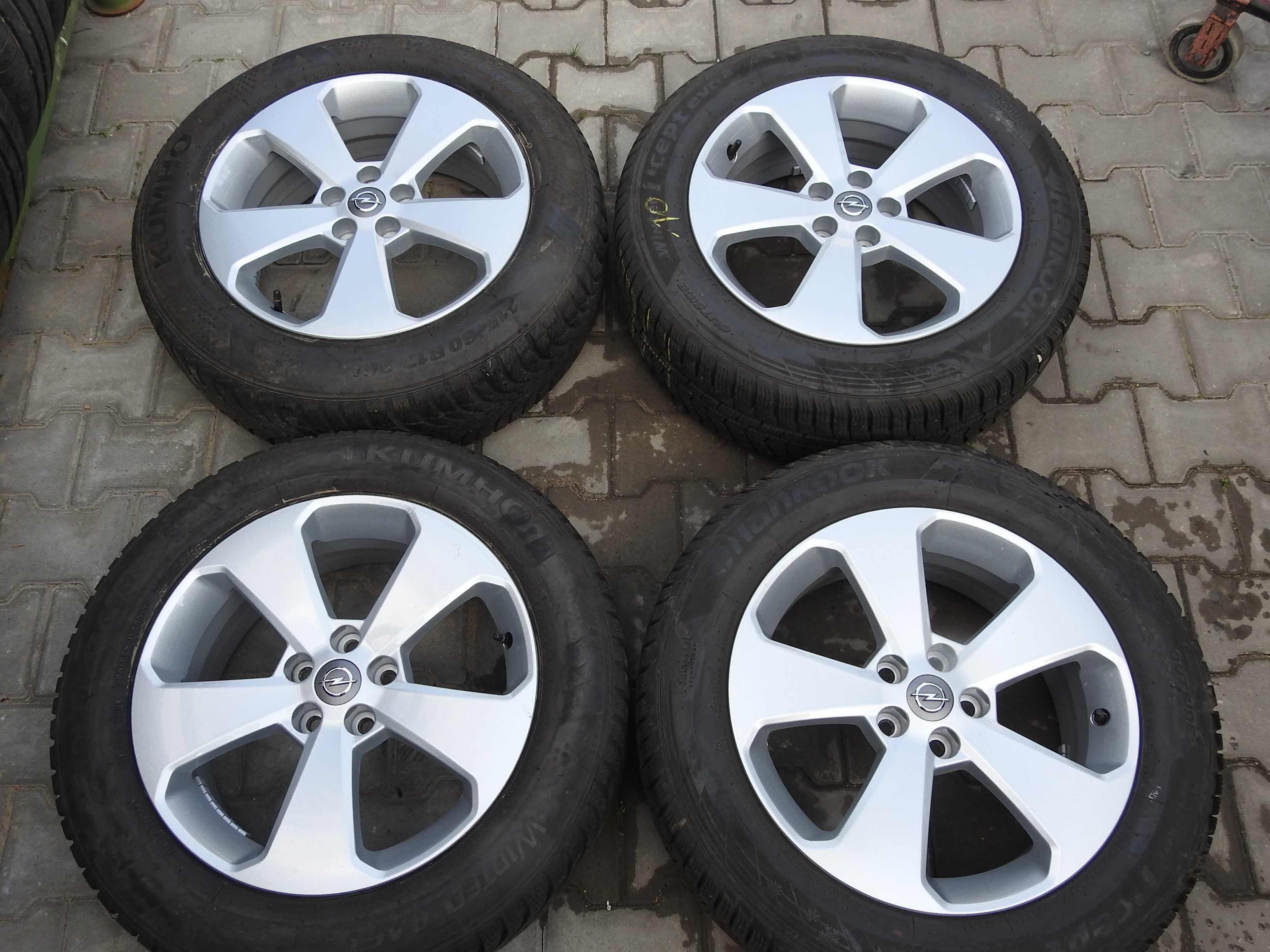 4x Alufelgi 5x105 17'' 7J ET 38 Opel z czujnikaki cisnienia TPMS