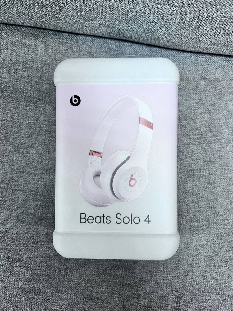 Нові Бездротові навушники Beats Solo 4 Cloud Pink MUW33  Магазин