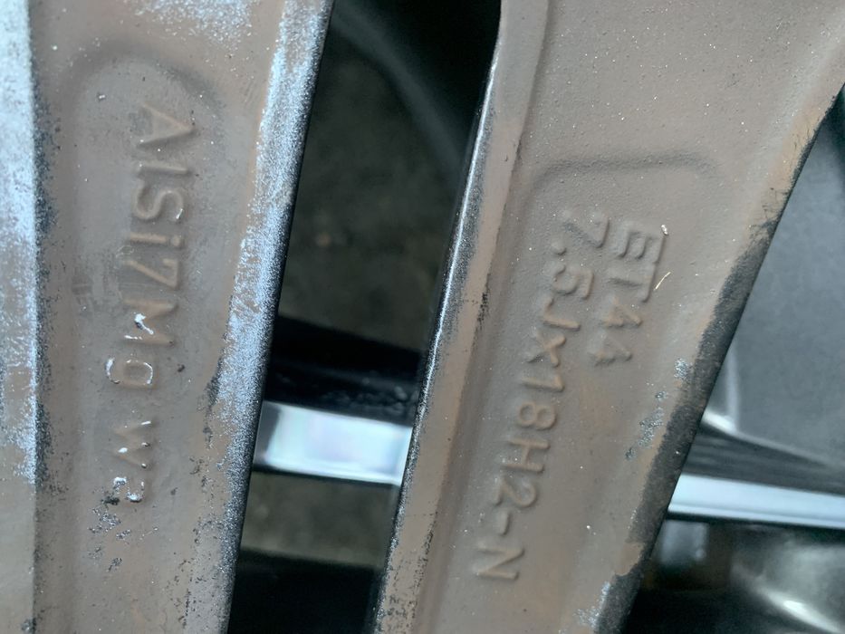 Orginal felgi Mercedes C class 18 Amg