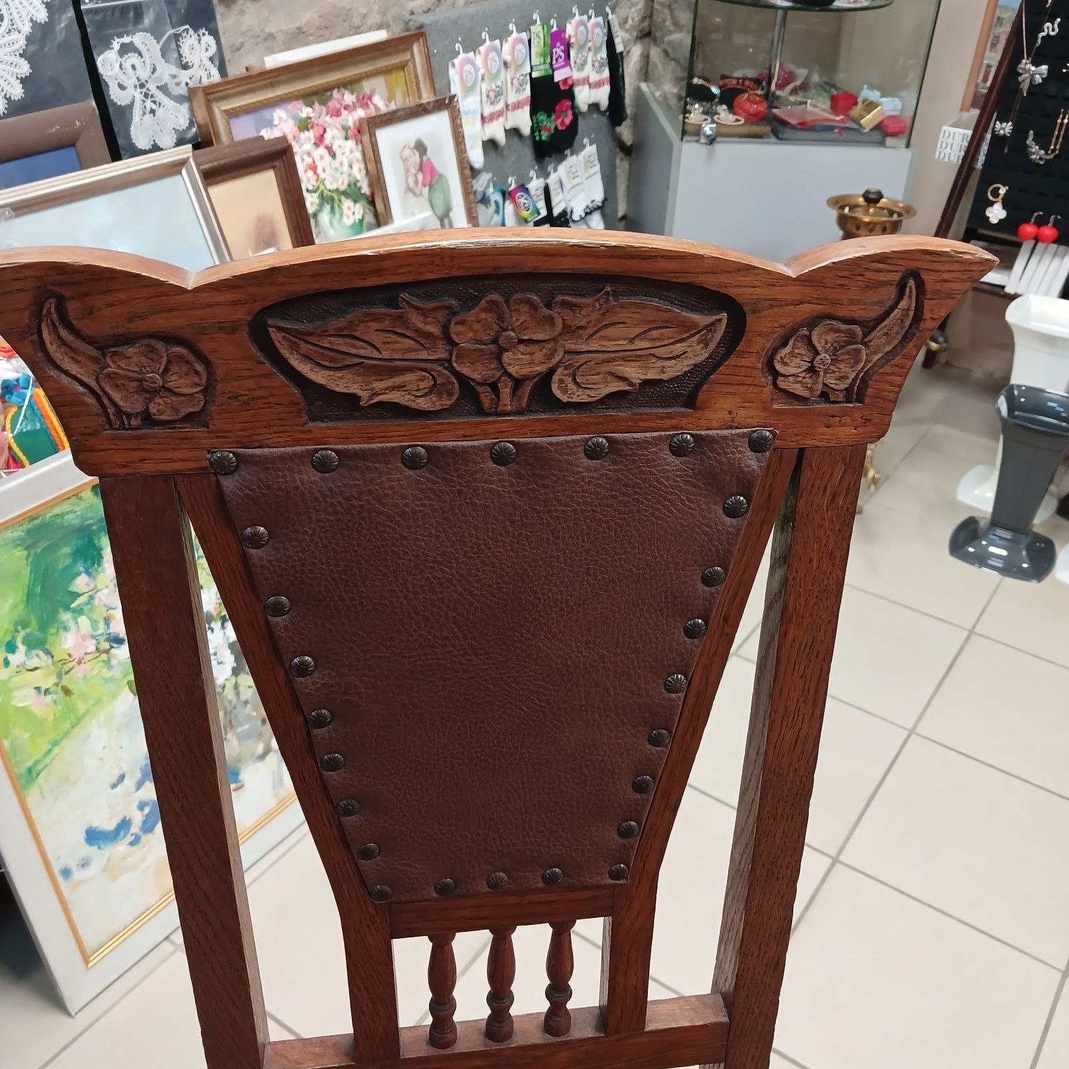 Продам винтажные стулья