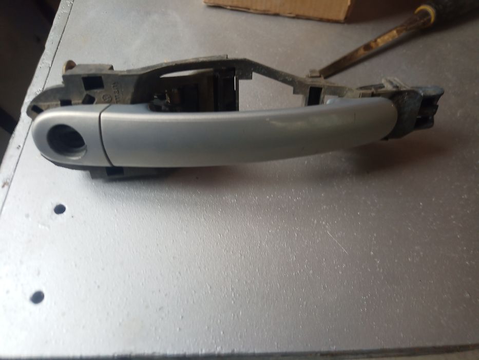 Дверна ручка пасат б5