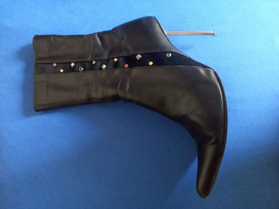 Продам кожанные полусапожки