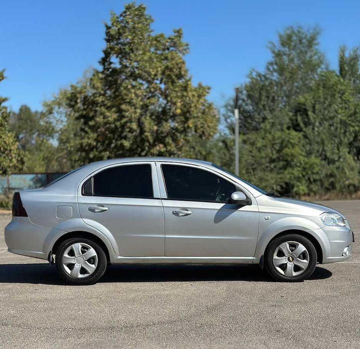 Продам Авео т250 на газу в гарному стані