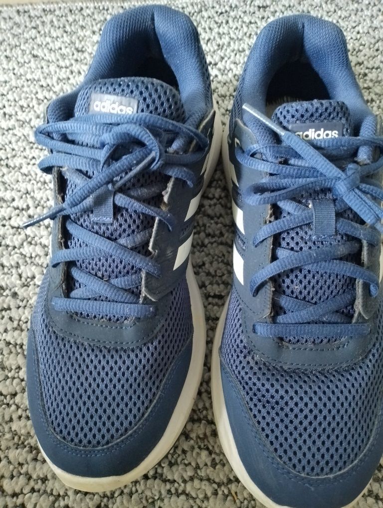 Buty  Adidas granatowe