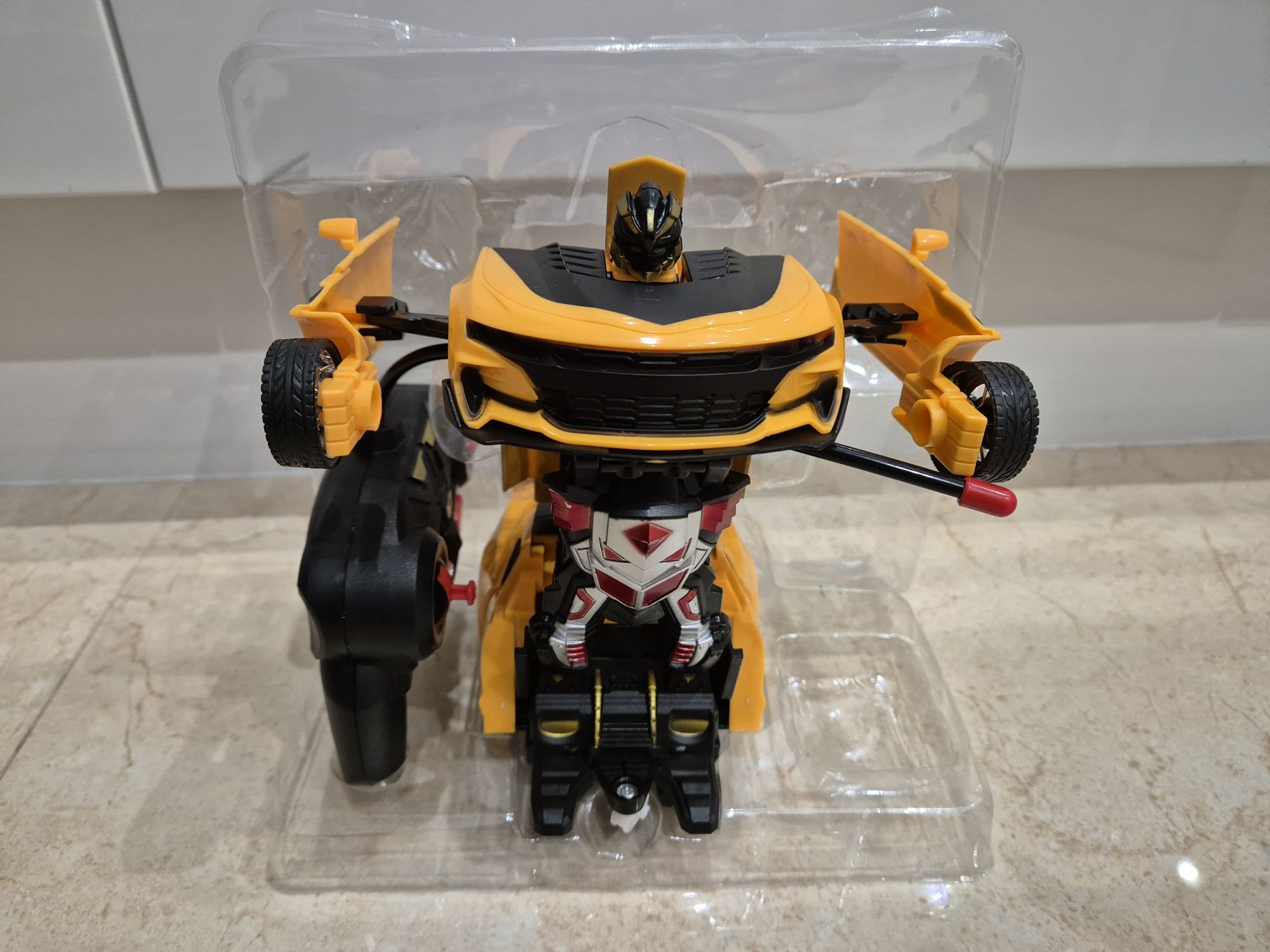 Robot Auto Transformers 2w1 RC Bumblebee