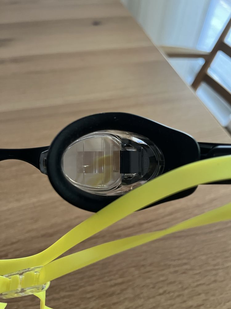 Oculos natacao Form2