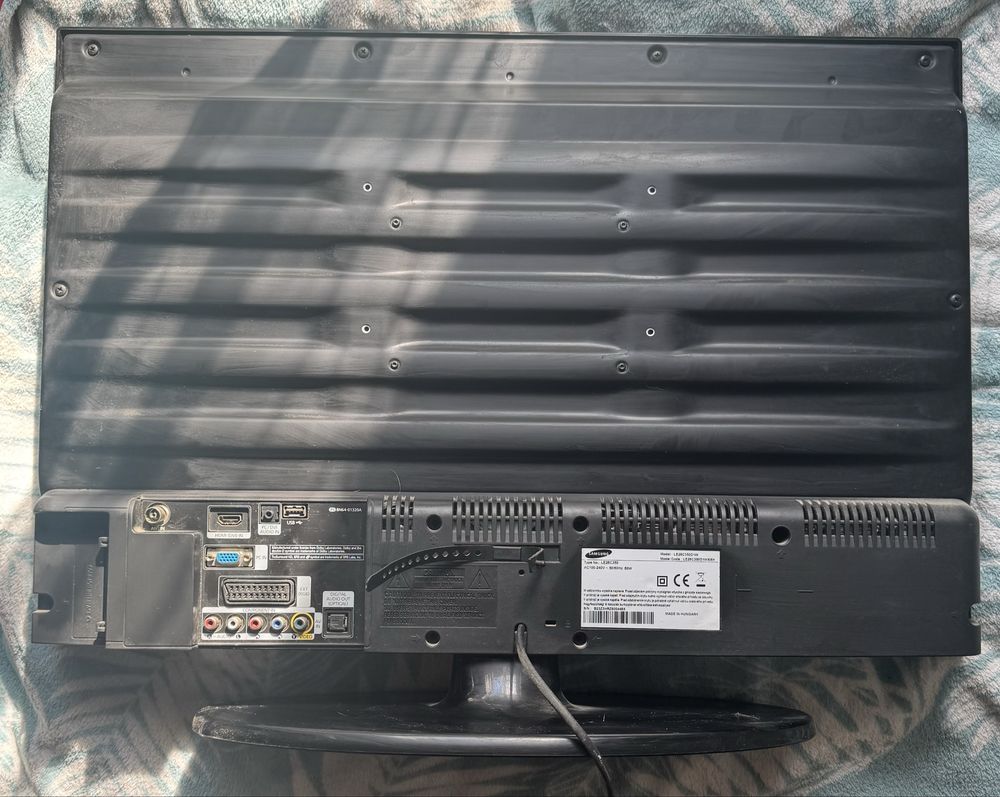 telewizor Samsung LE26C350D1W