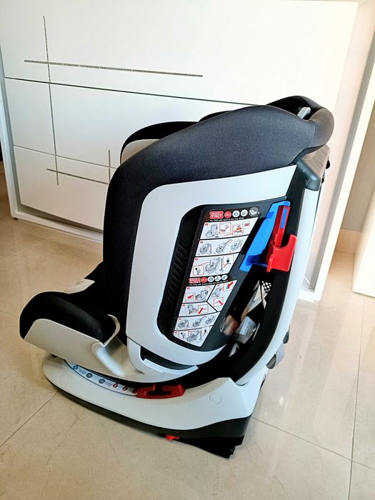 Cadeira Auto Grupo 0+ 1 e 2 Seat Up 012 Isofix Chicco - cor Jet Black