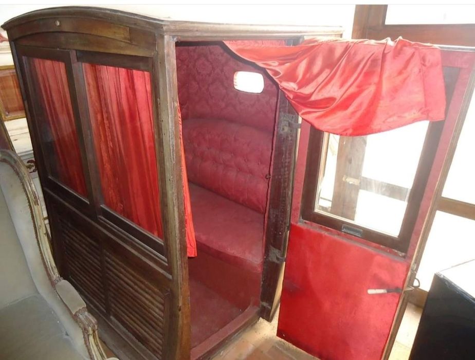 Liteira/ Palaquim em madeira antiga