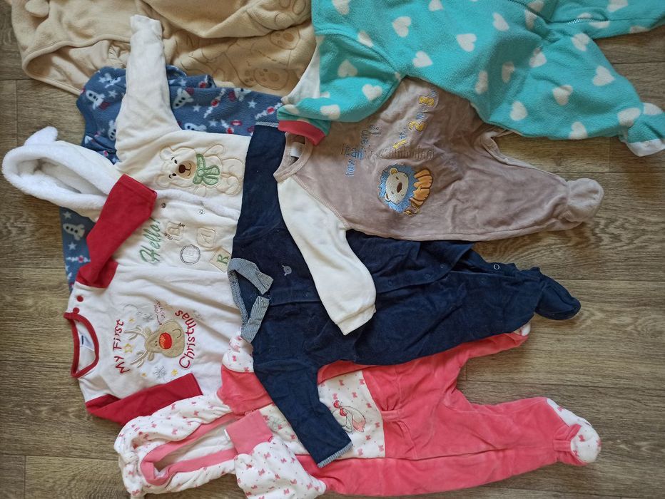 Коробка  Детских вещей комбезы человечки ромперы от 0 м до 1.5 года